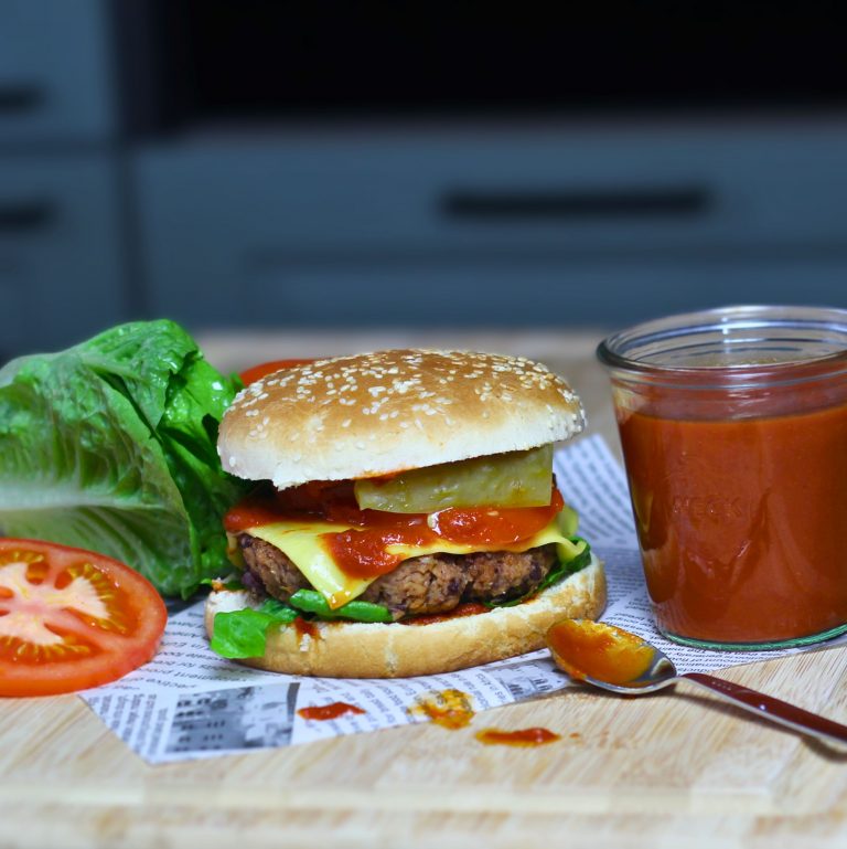 Veganer BBQ-Burger
