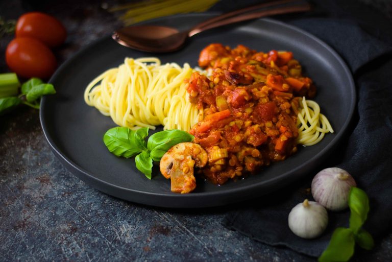 Spaghetti mit Linsen-Bolognese