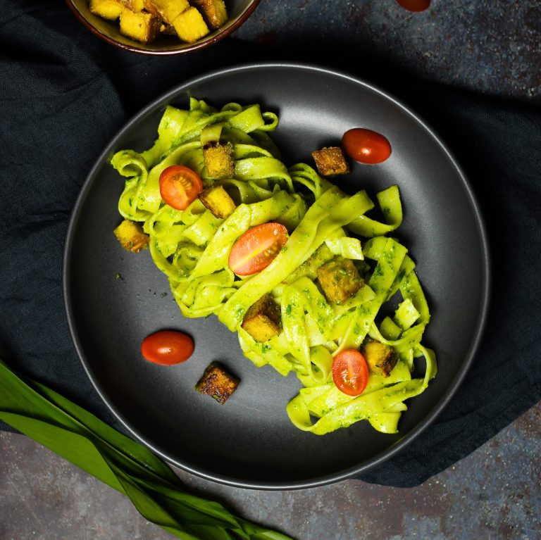 Pasta mit Bärlauchpesto